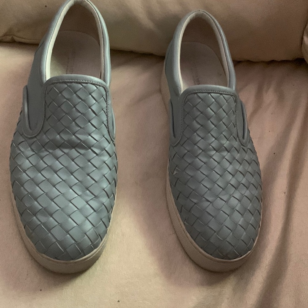 Authentic Bottega Veneta Men’s Sz 39 1/2 Intrecciato Blue Woven Leather Sneakers